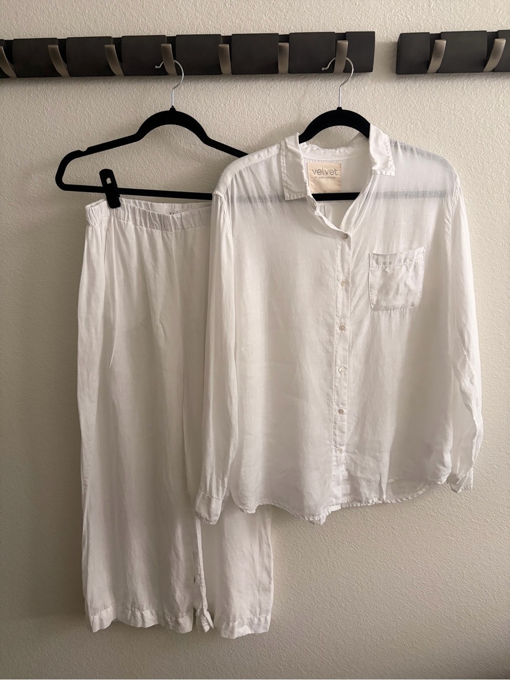 Velvet White Linen Relaxed Button-Up Shirt and Elastic Waist Pants w/ pockets